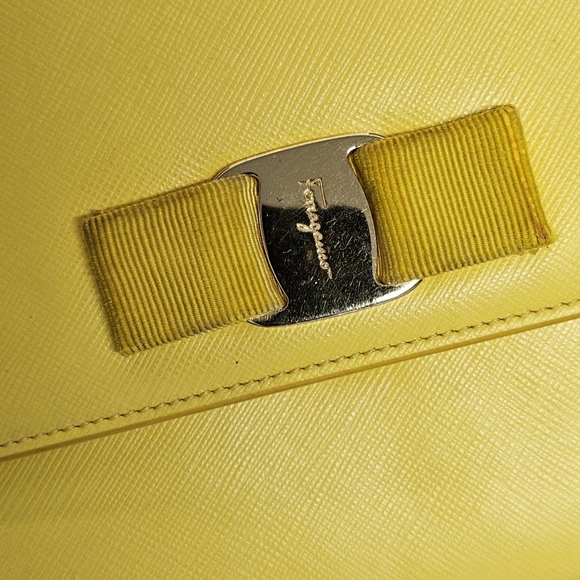 Women's Salvatore Ferragamo Yellow Vara Chain Crossbody Bag - Picture 15 of 16